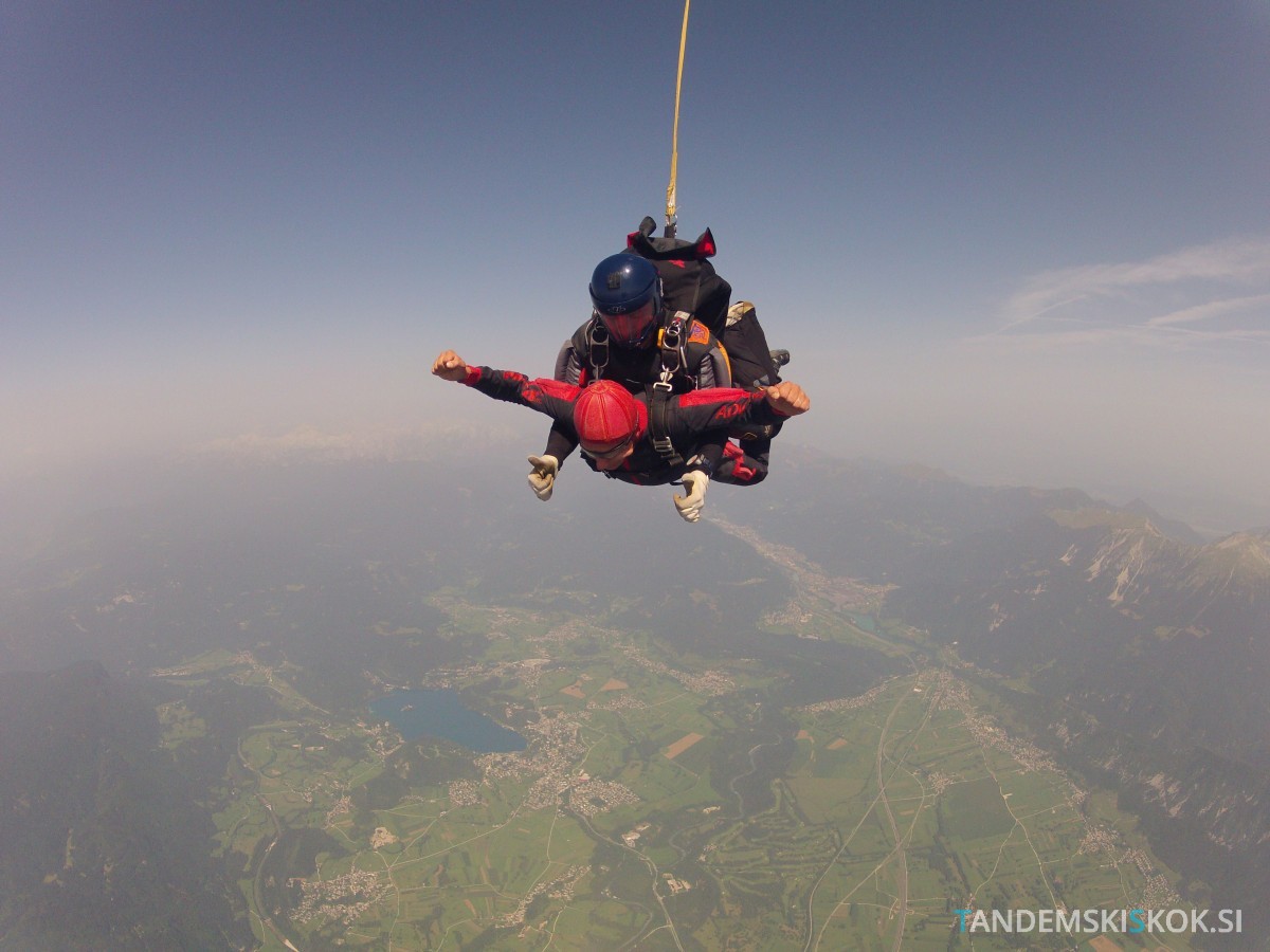 Tandemski skok s padalom Lesce